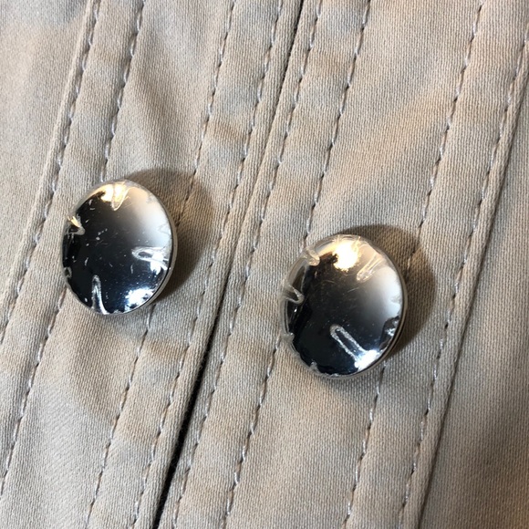 WH|BM Khaki 3/4 Sleeve Belted Jacket - Picture 6 of 10